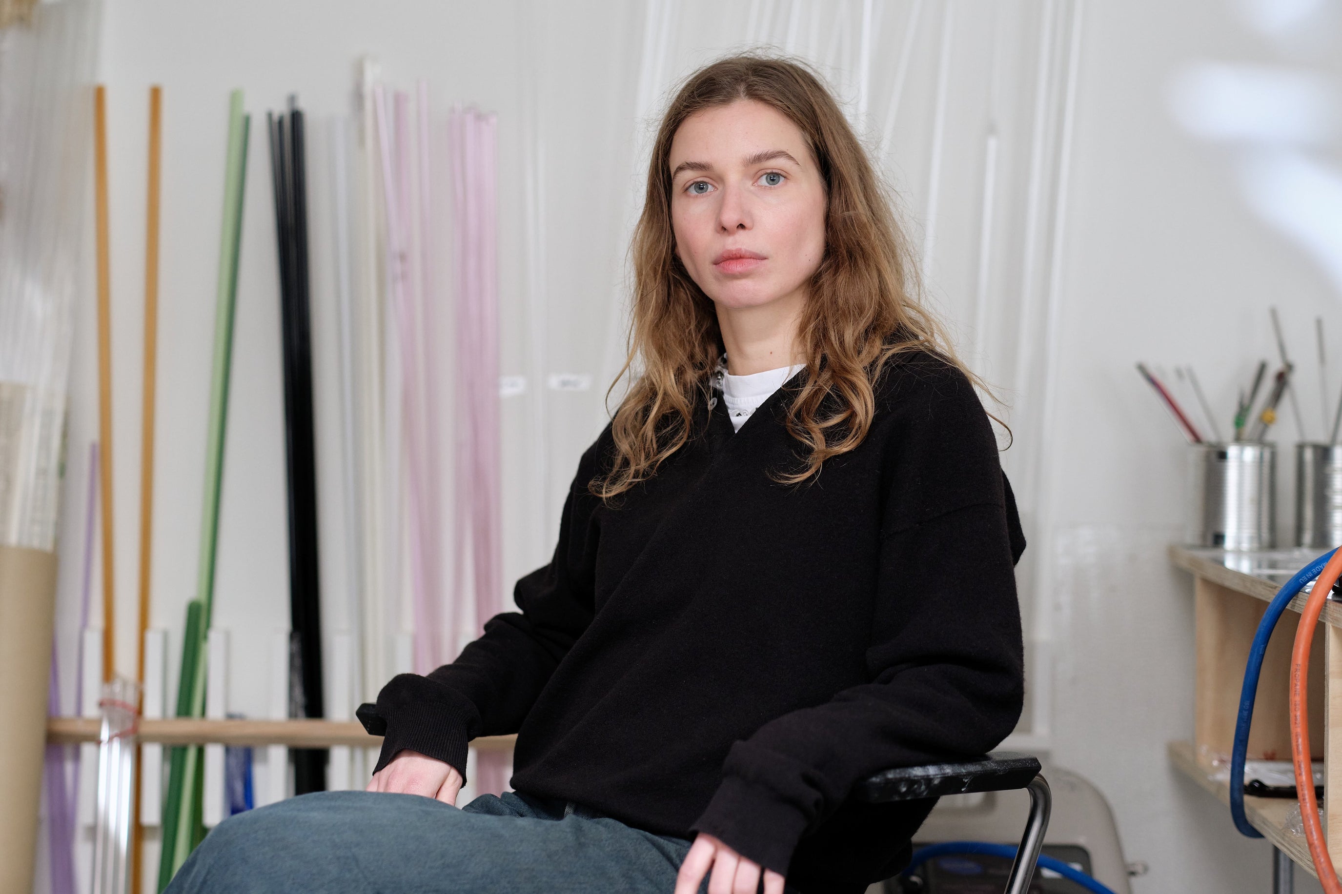 Clara Schweers in her glass studio and workshop. Photographed by Nicolas Wefers.