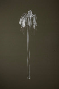 Glasblume 03 shown in full view, a made-to-order borosilicate glass flower crafted by hand with a slender stem.